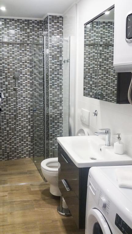 Dinghy Apartment Zara Esterno foto